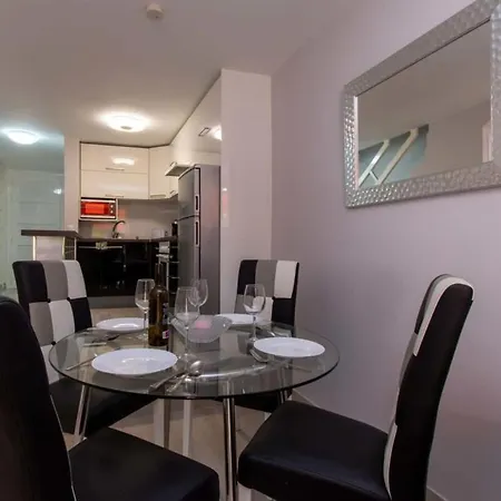Parque Santiago Ii 147 - Two Bed شقة *